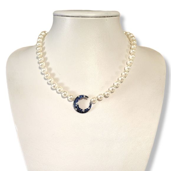 Eye Candy The Luxe Collection Blue and White CZ Moon Round Shell Pearls 18" - Picture 6 of 9